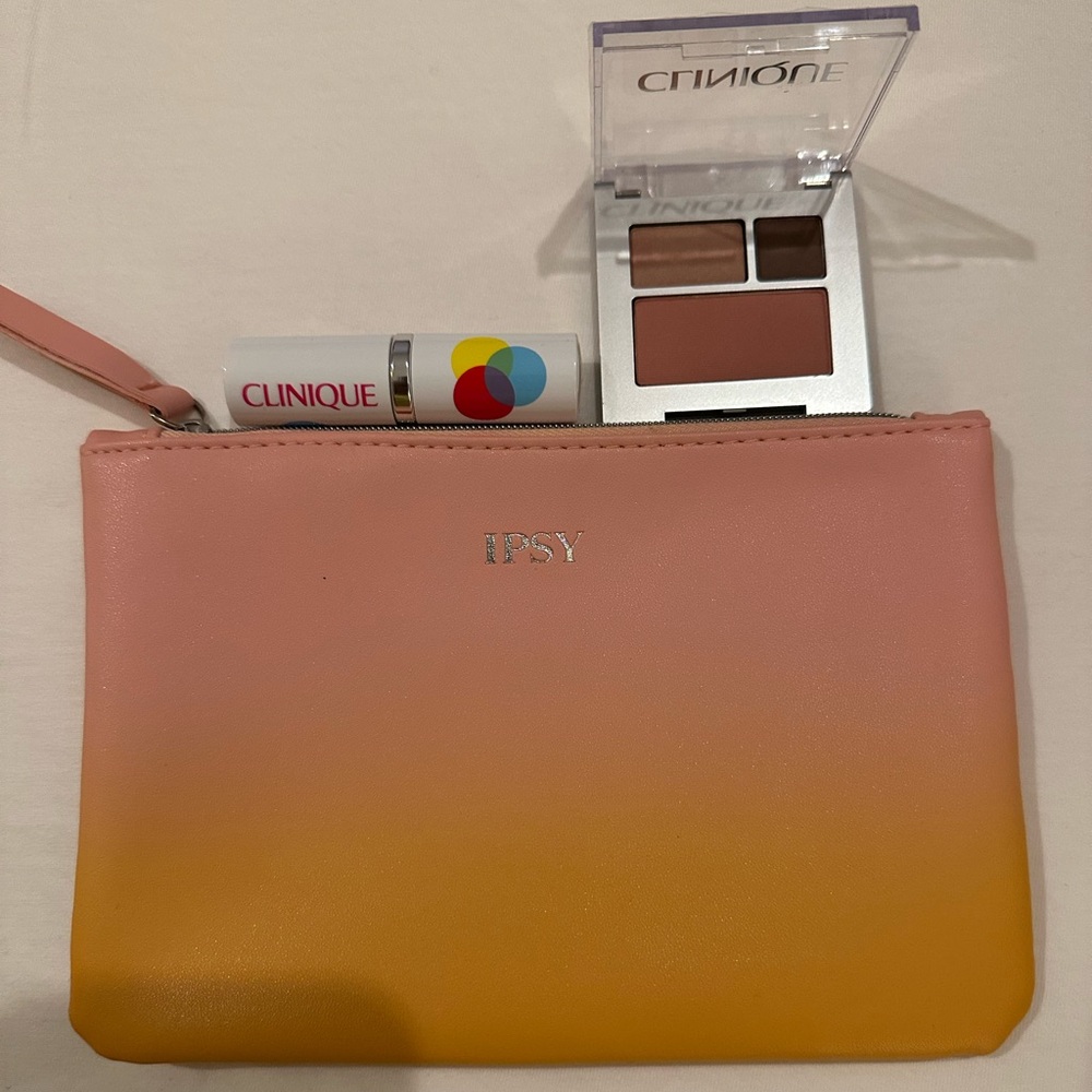 Clinque Beauty Bundle